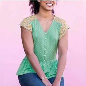 Matilda Jane Women's Size Medium Dream Chasers Free to Be Blouse Top Polka Dots